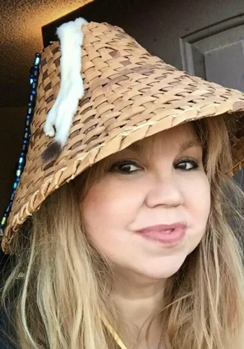 Alli High - Indigenous Artist
